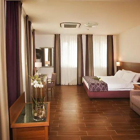 Hotel Galileo