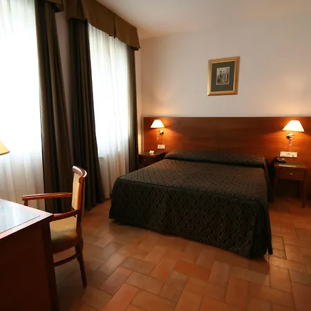 ホテル ガリレオ 4*