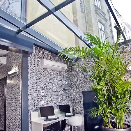 ガリレオ ホテル 4*