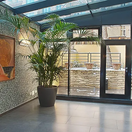 ホテル ガリレオ プラハ