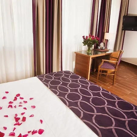 Galileo Hotel