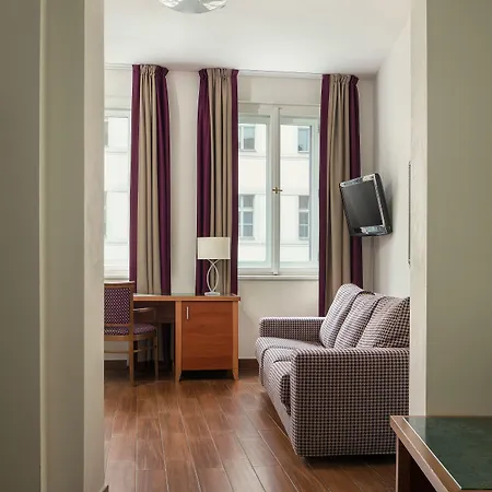 Galileo 4* Prague