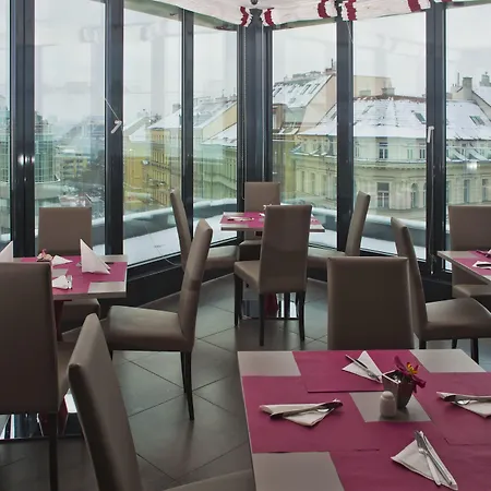 Galileo 4* Prague